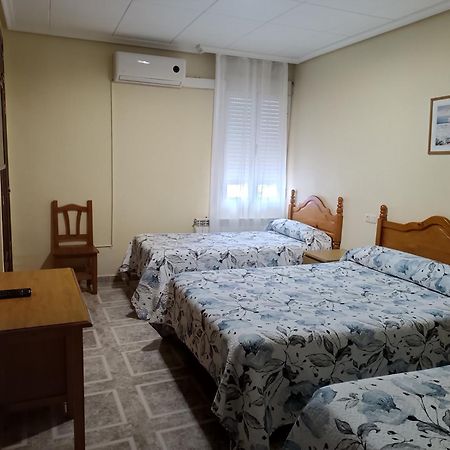 Hostal Avila Ocaña Pokoj fotografie