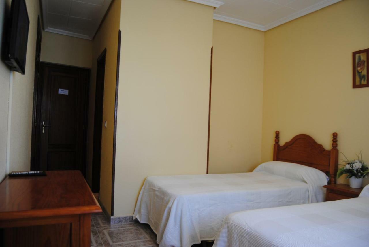 Hostal Avila Ocaña Exteriér fotografie
