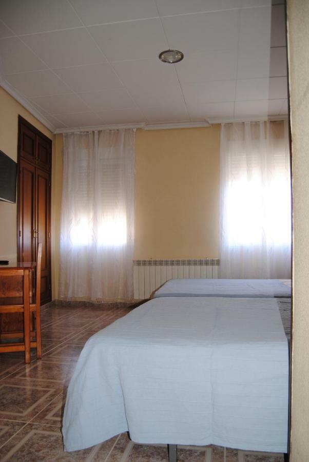 Hostal Avila Ocaña Exteriér fotografie