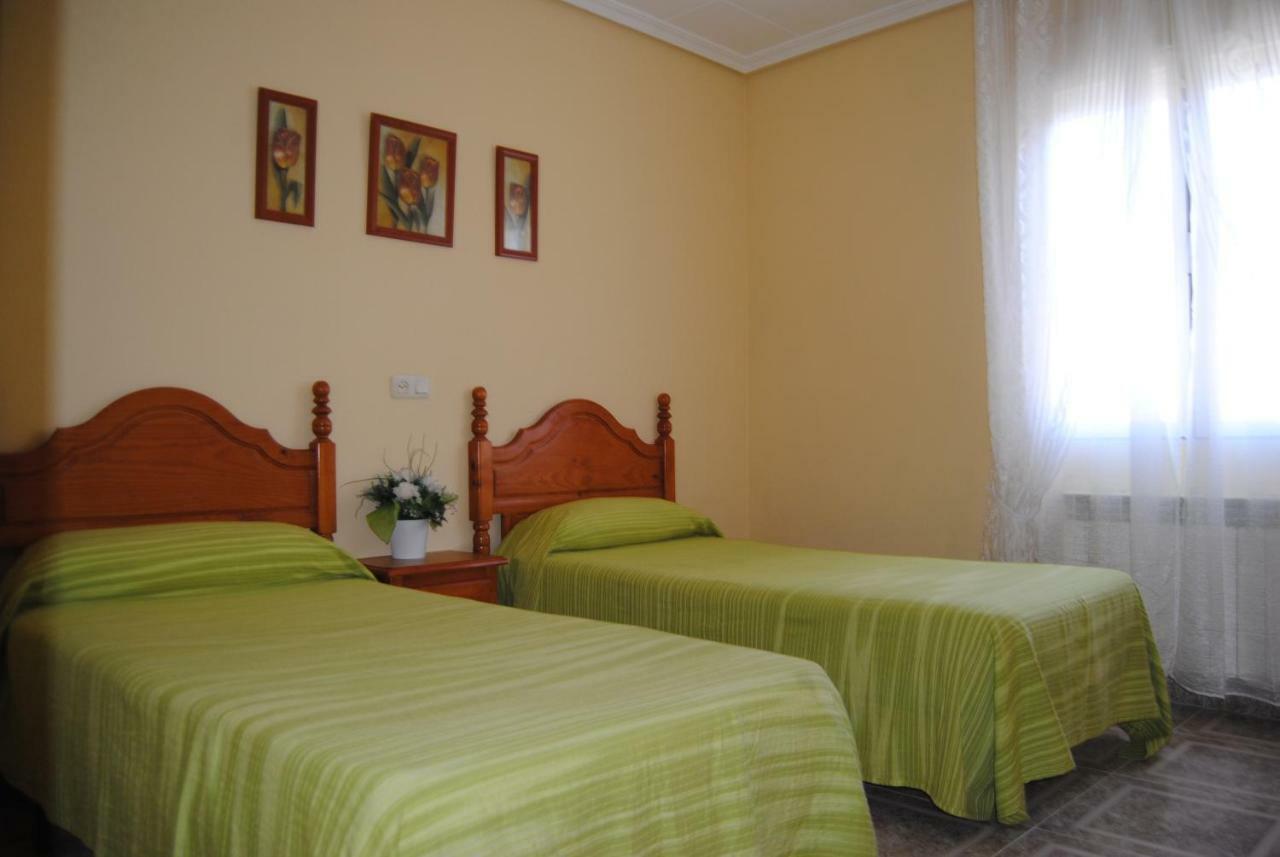 Hostal Avila Ocaña Exteriér fotografie