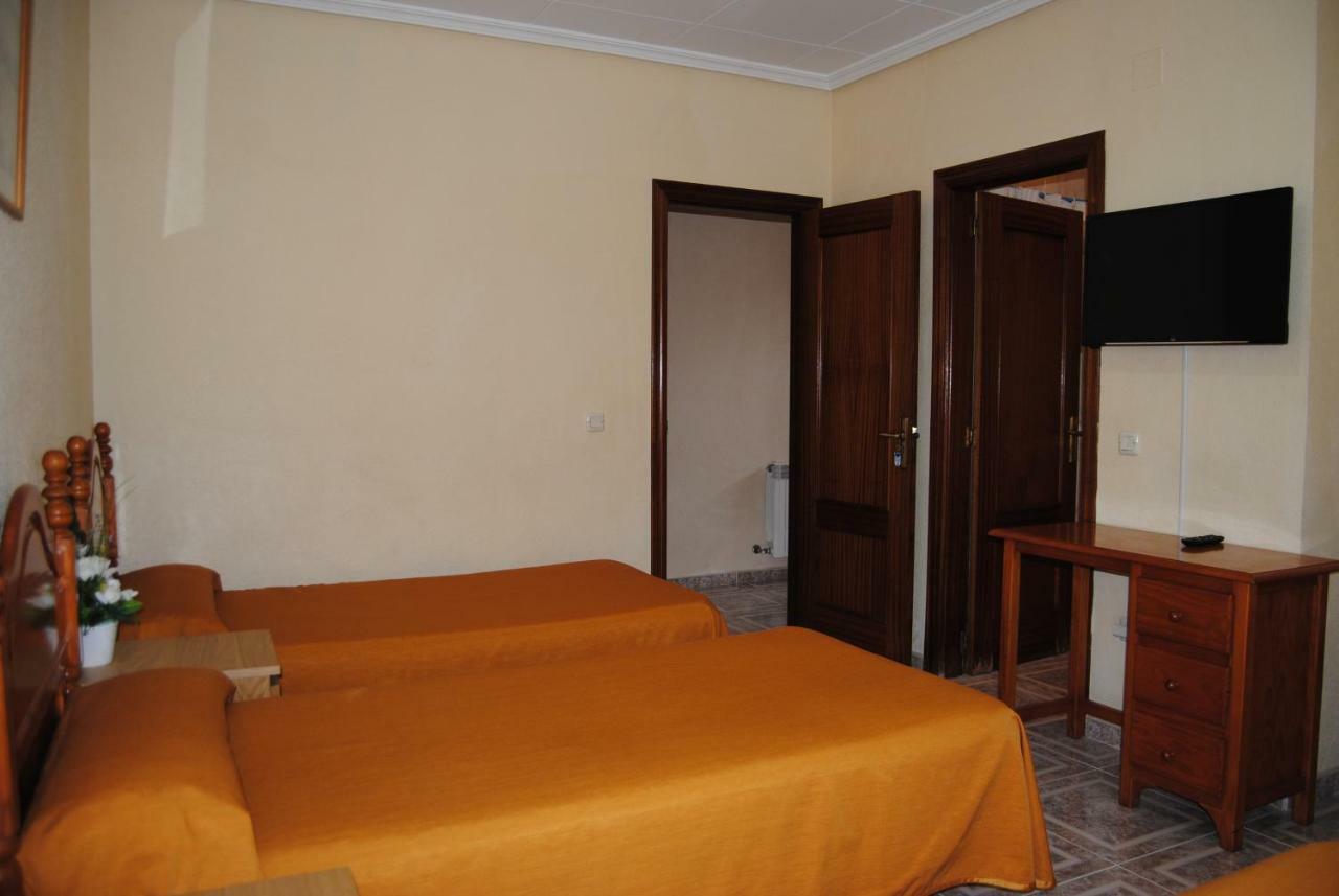 Hostal Avila Ocaña Exteriér fotografie