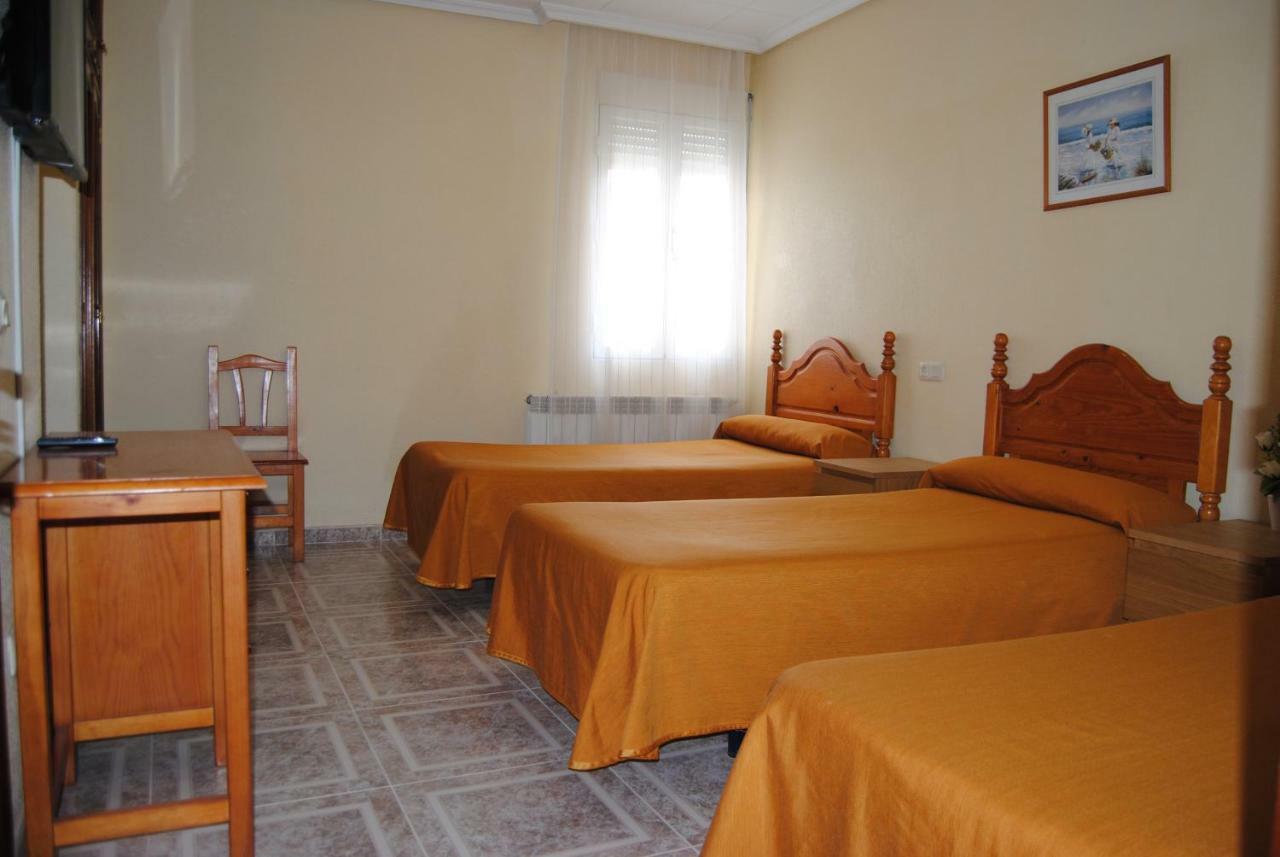Hostal Avila Ocaña Exteriér fotografie